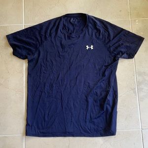 Men's Navy blue under armour tank